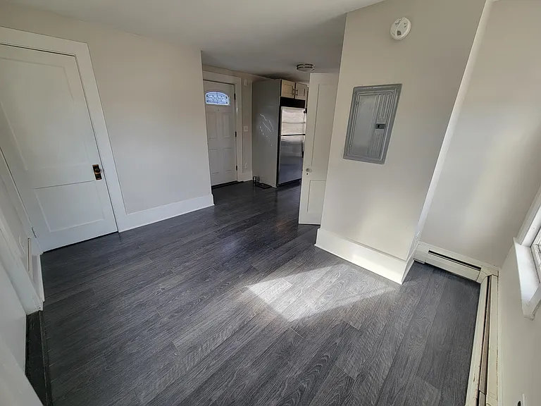 59 Washington St #2 - Photo 3 of 13
