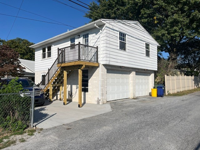 216 Redwood St #2