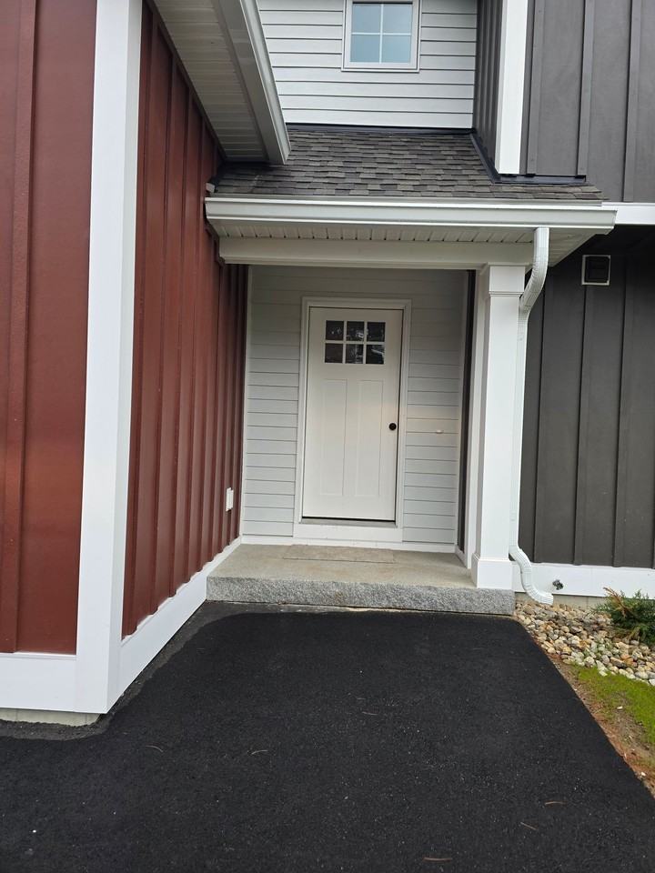 1 Dutch Dr #B - Photo 2 of 20