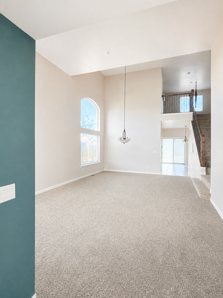 4626 Bancroft Dr - Photo 4 of 31