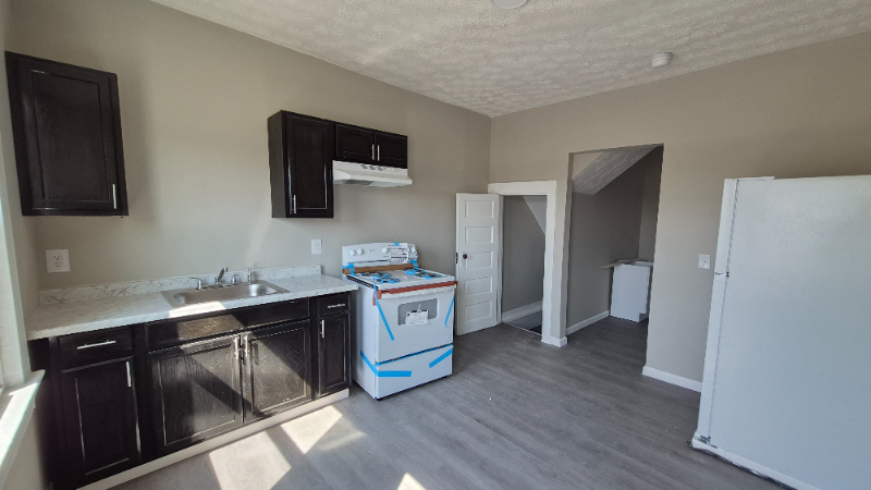 912 Riverview Ter #912A - Photo 2 of 14