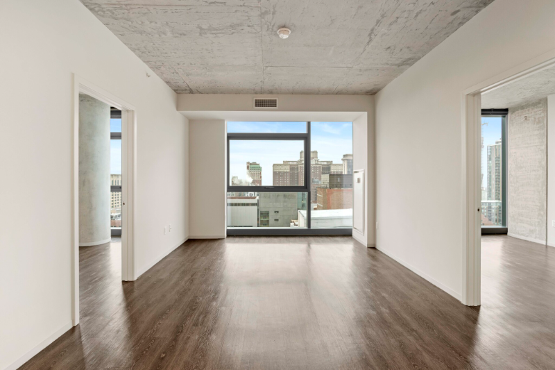 701 S Clark St - Photo 2 of 9