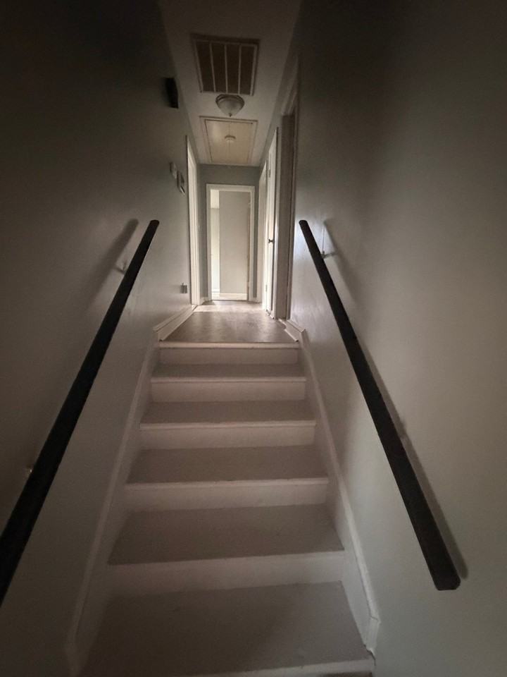 240 River Forest Dr - Photo 3 of 13