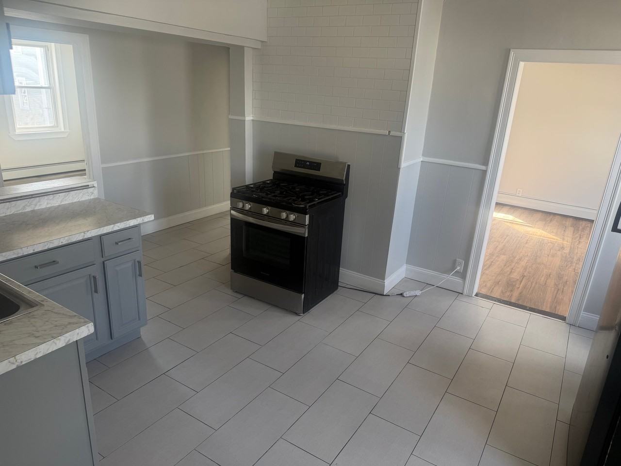 25 Hillhurst Ave - Photo 7 of 7