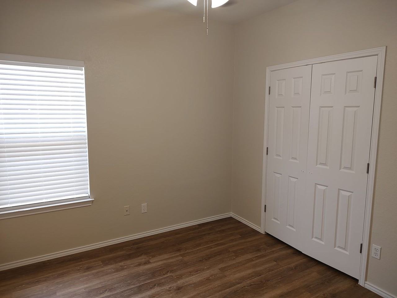 2842 Southampton Way #A - Photo 7 of 14