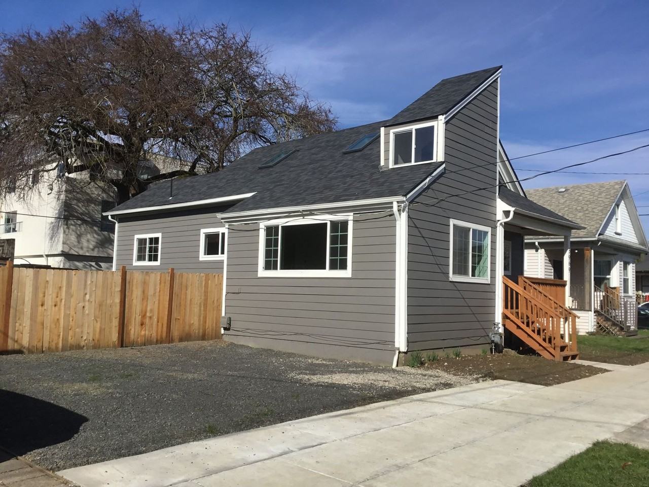 3969 Ne Cleveland Ave - Photo 3 of 19