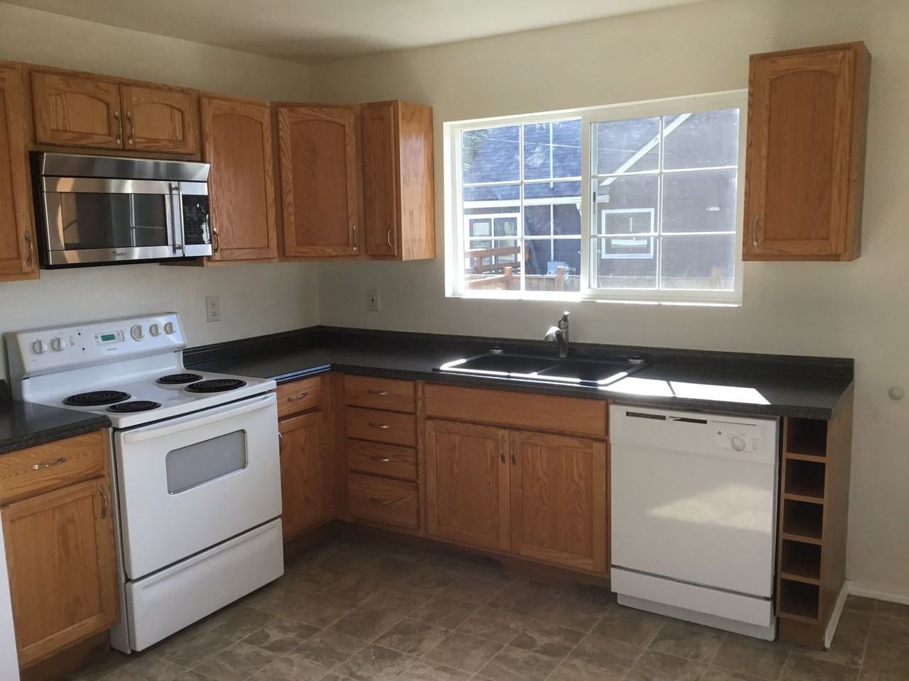 3969 Ne Cleveland Ave - Photo 7 of 19