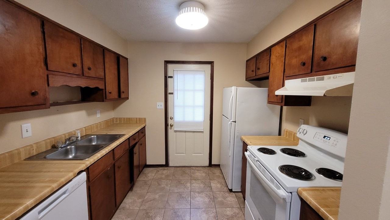 10844 W Highway 98 - Photo 4 of 15