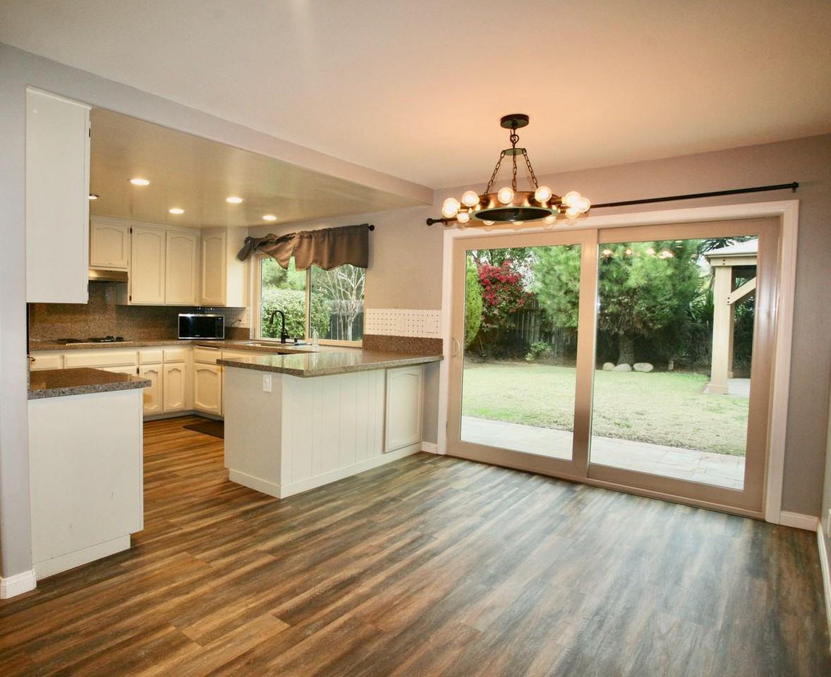 13650 Cunning Ln - Photo 4 of 12