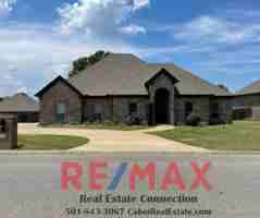 featured image of 18 Shadow Creek Dr