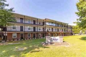 featured image of 301 E 12th St #5
