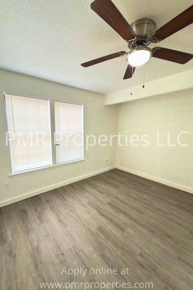 1210 Nw Taylor Ave - Photo 7 of 13