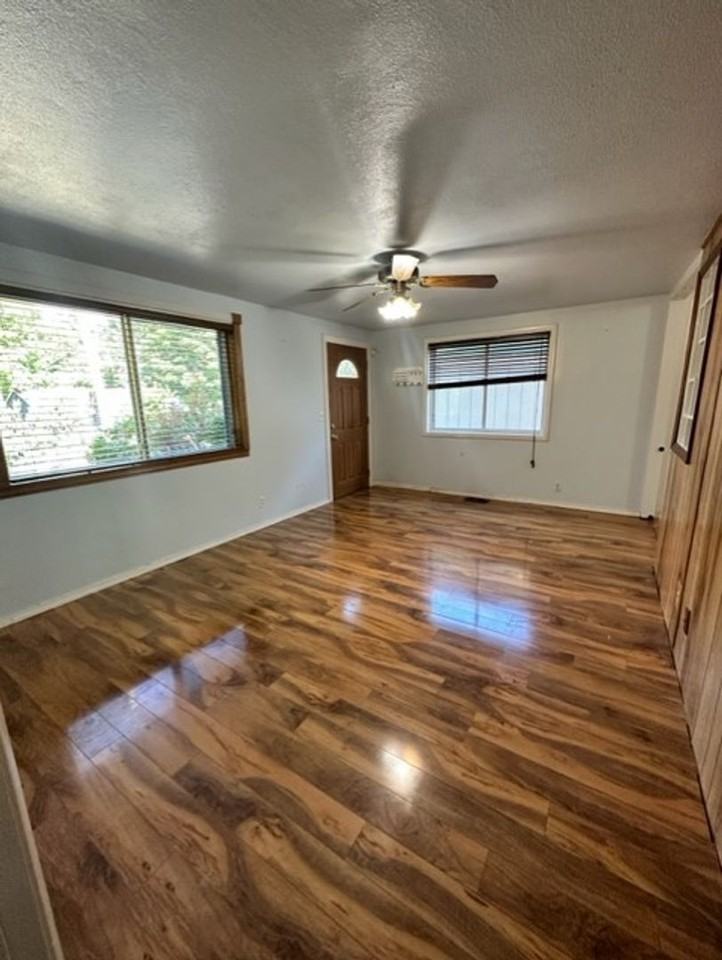 16024 114th Ave Se - Photo 4 of 8