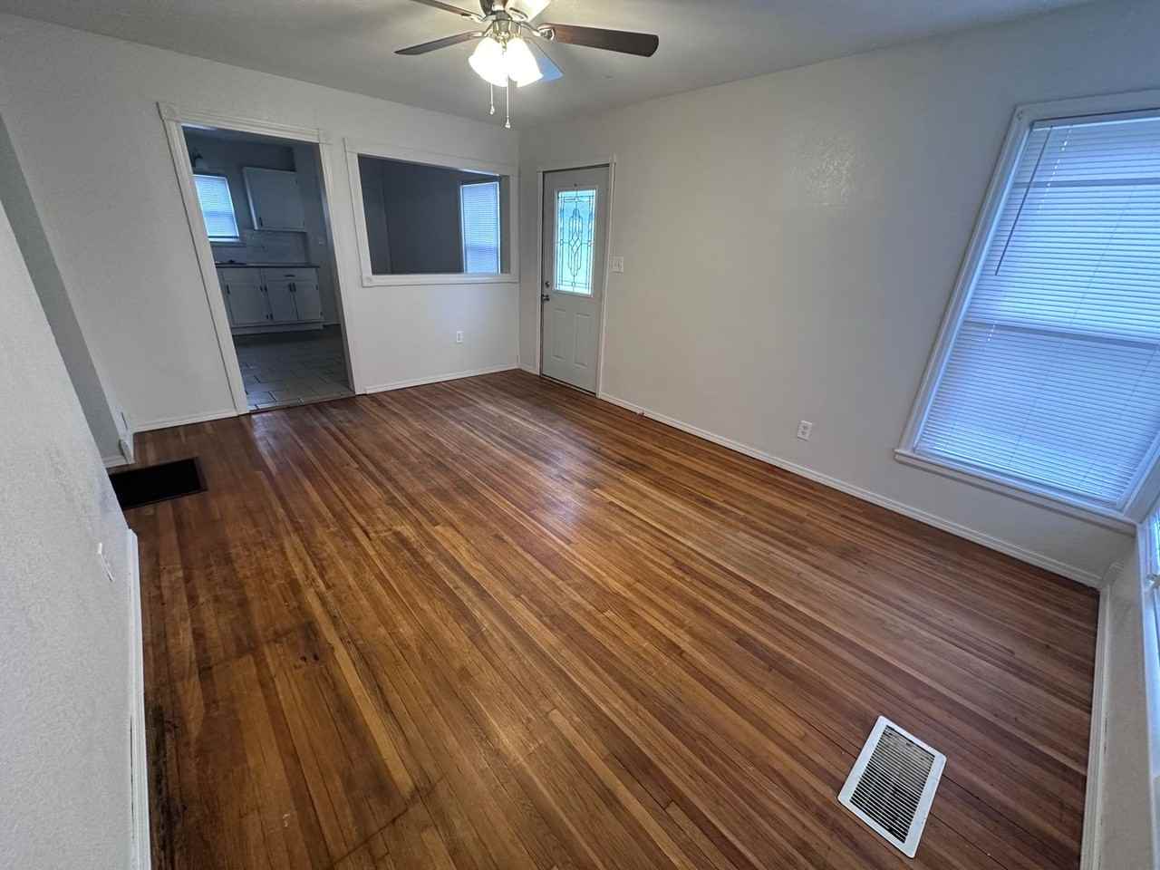 1153 N Pershing St - Photo 3 of 6