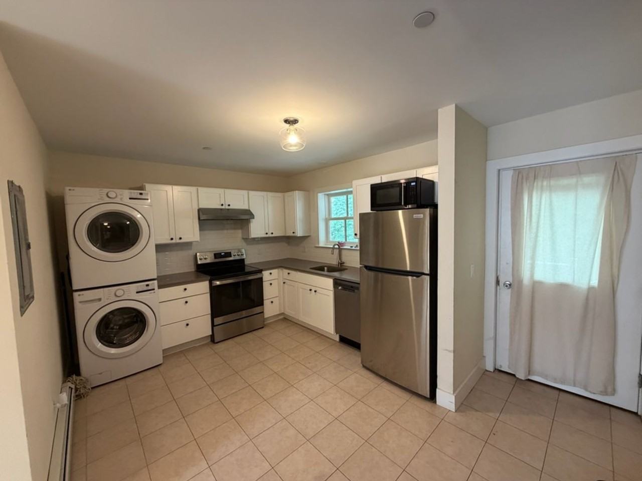 150 Lander St #2 - Photo 3 of 17