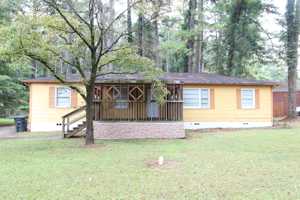 featured image of 200 Carol Dr