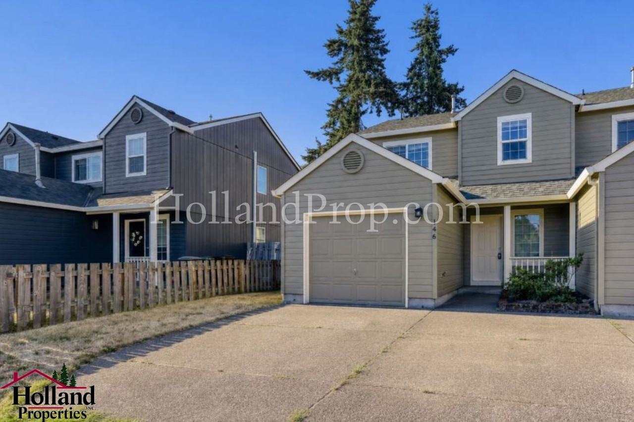 146 Ne Skylar St - Photo 2 of 27