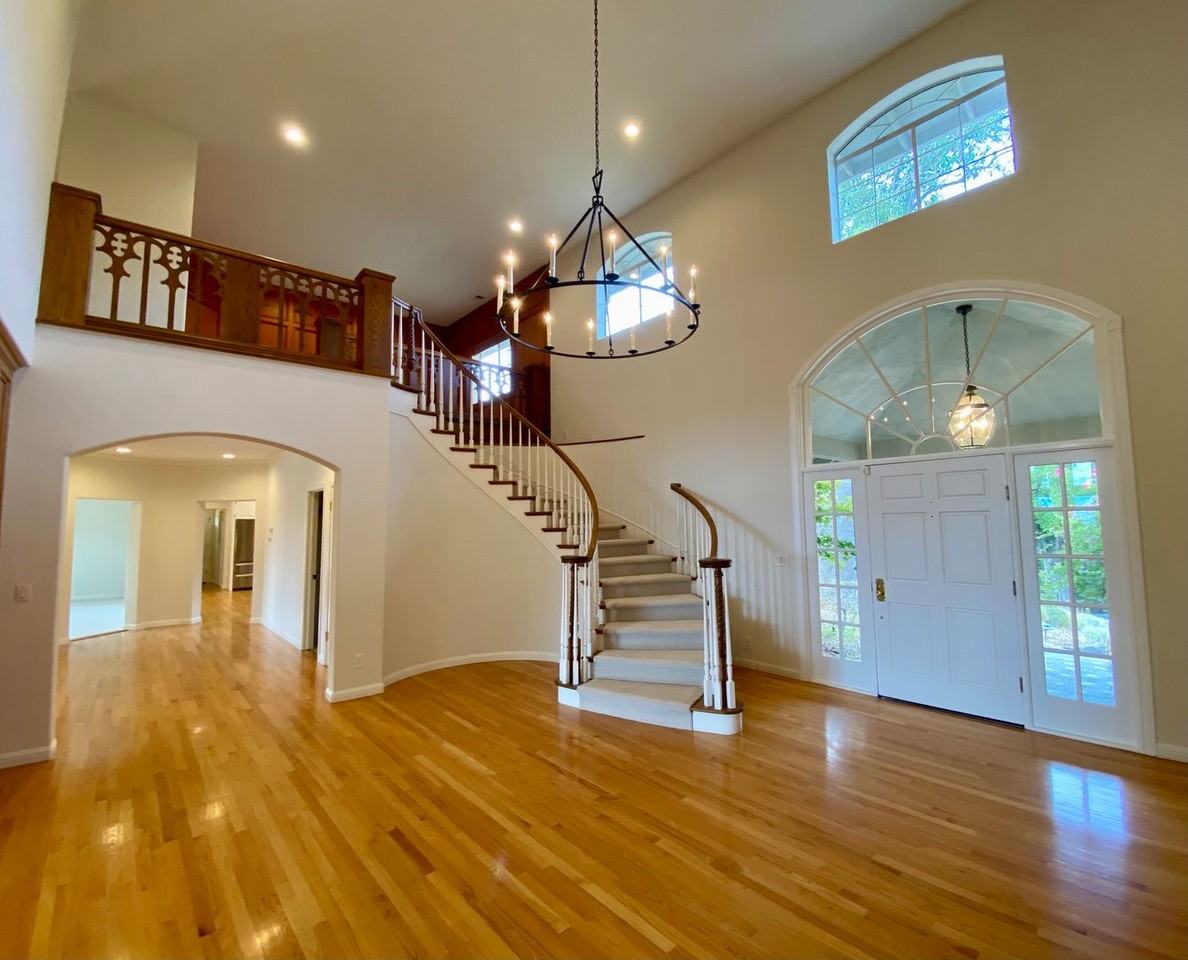 17299 Deer Park Rd - Photo 5 of 45