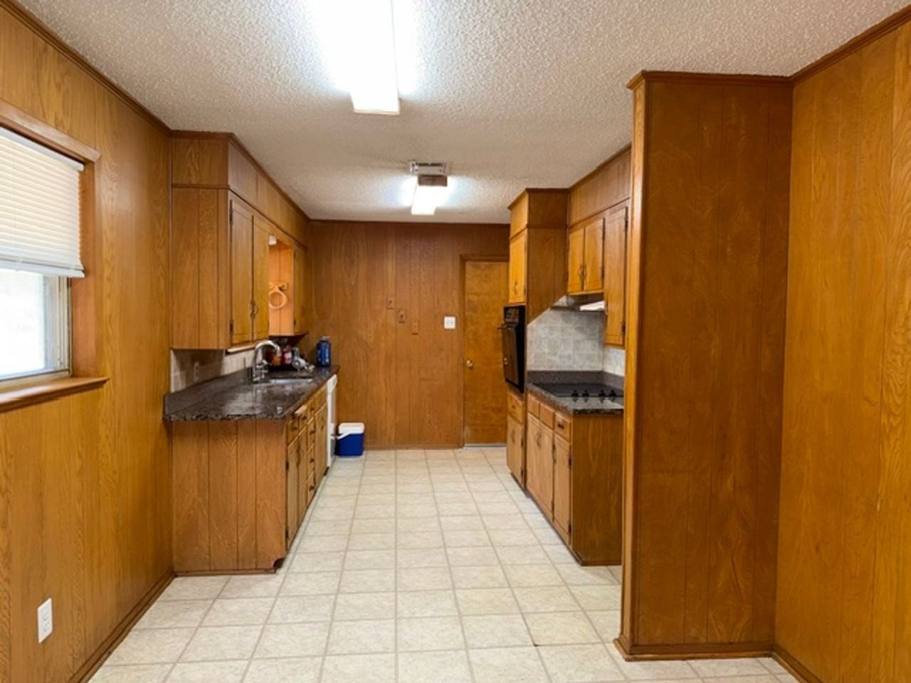 5101 Lakemoor Dr - Photo 2 of 12