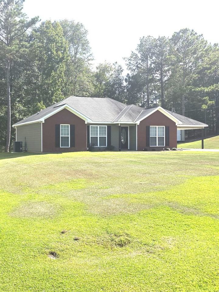 Shadowridge Ln - Photo 3 of 31