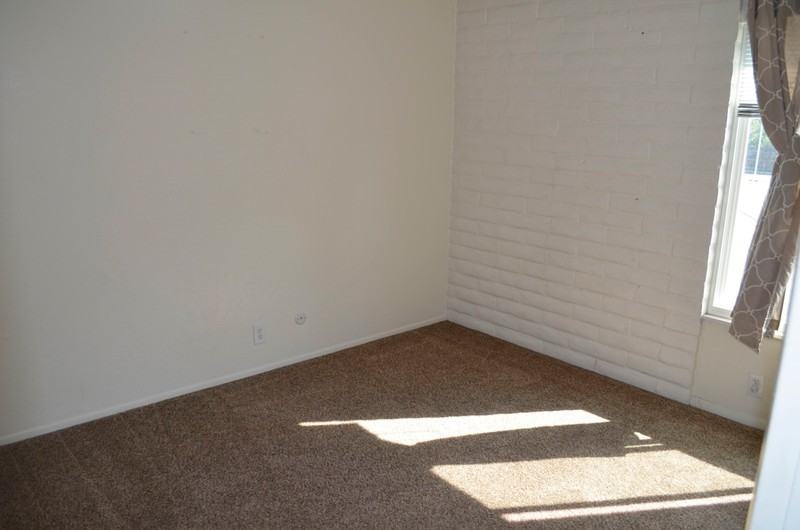 205 E St #1 - Photo 5 of 11