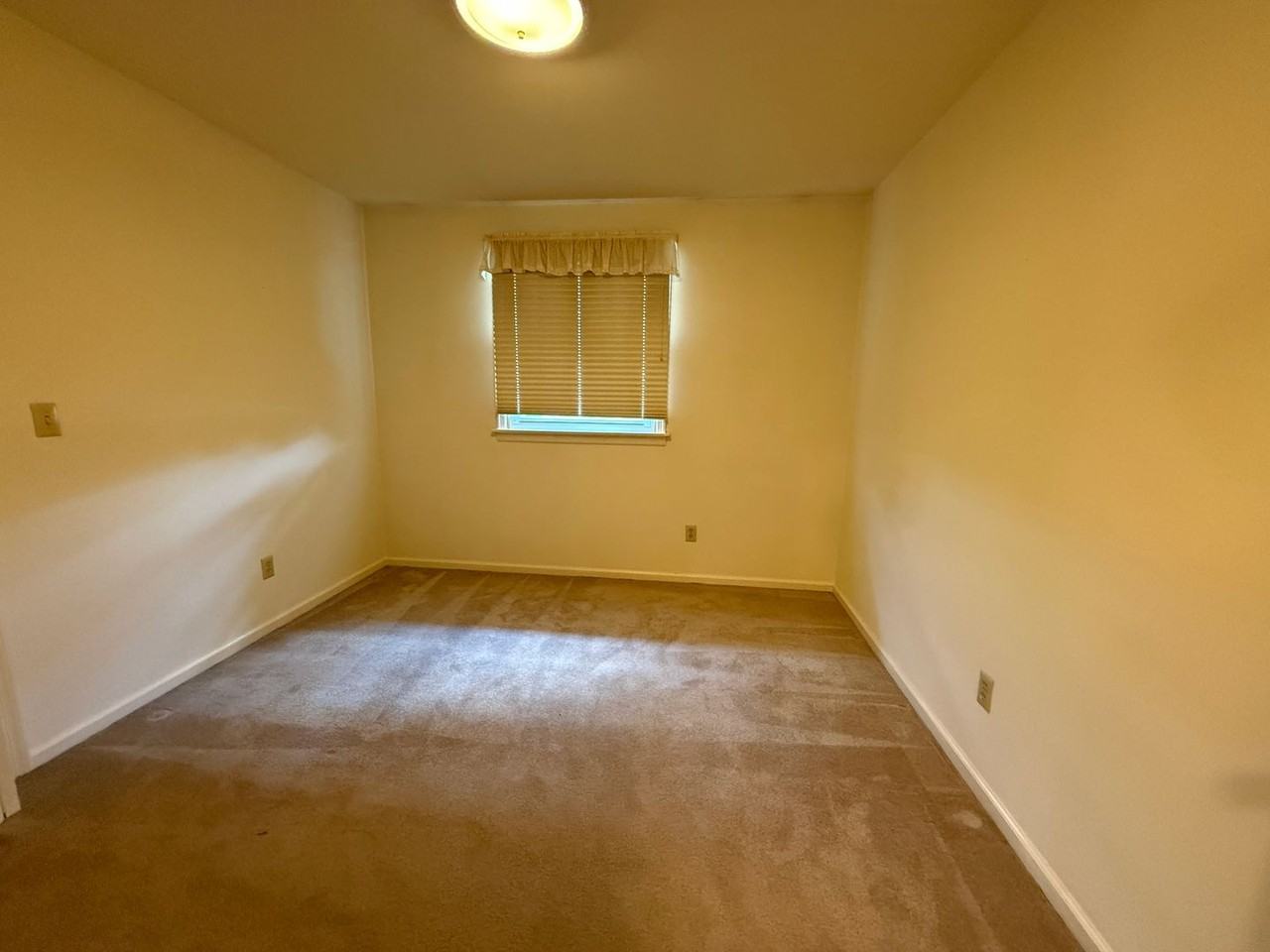7 Lantern Ave - Photo 7 of 24