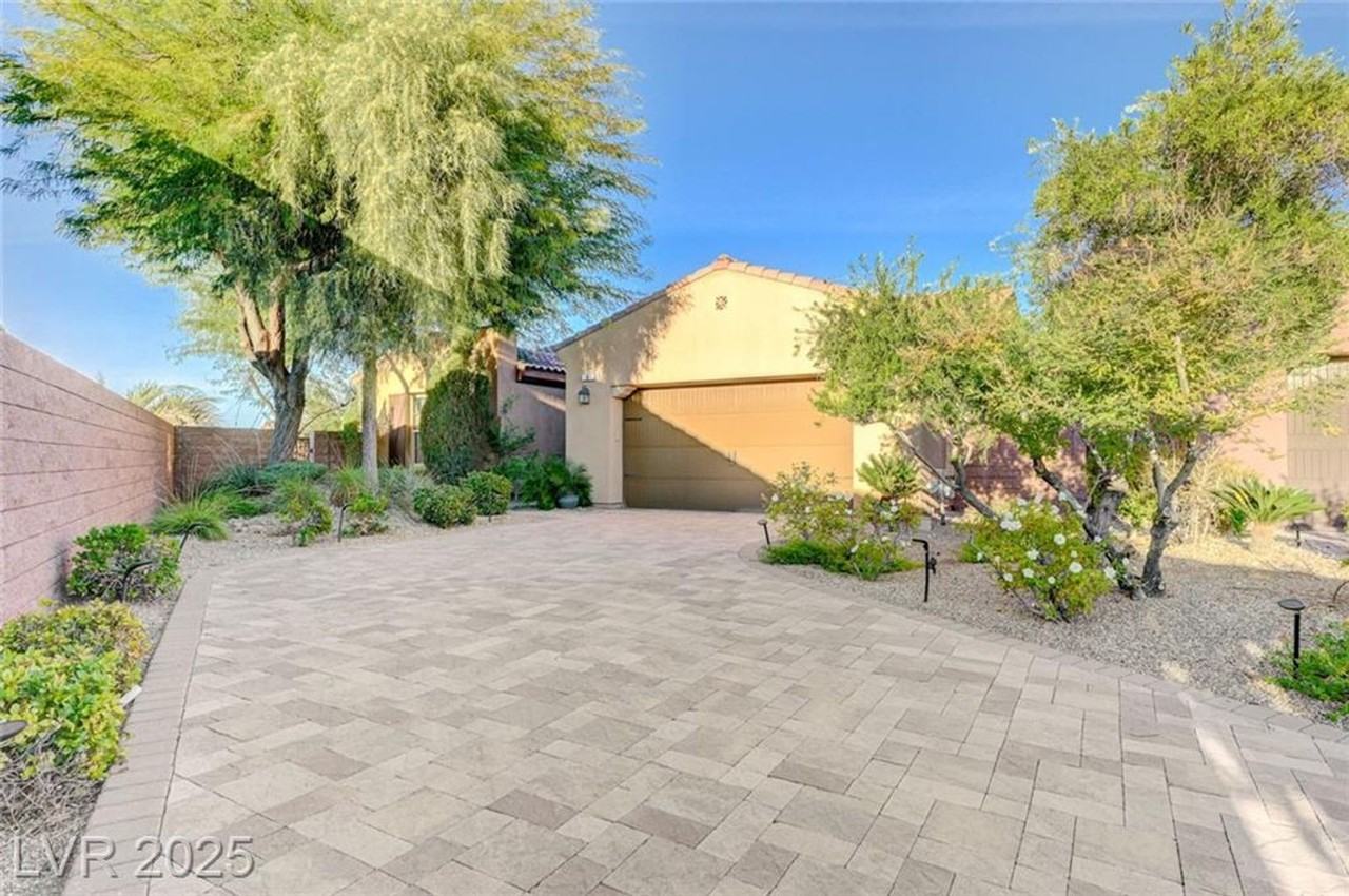 6 Lago Turchino Ct - Photo 3 of 31