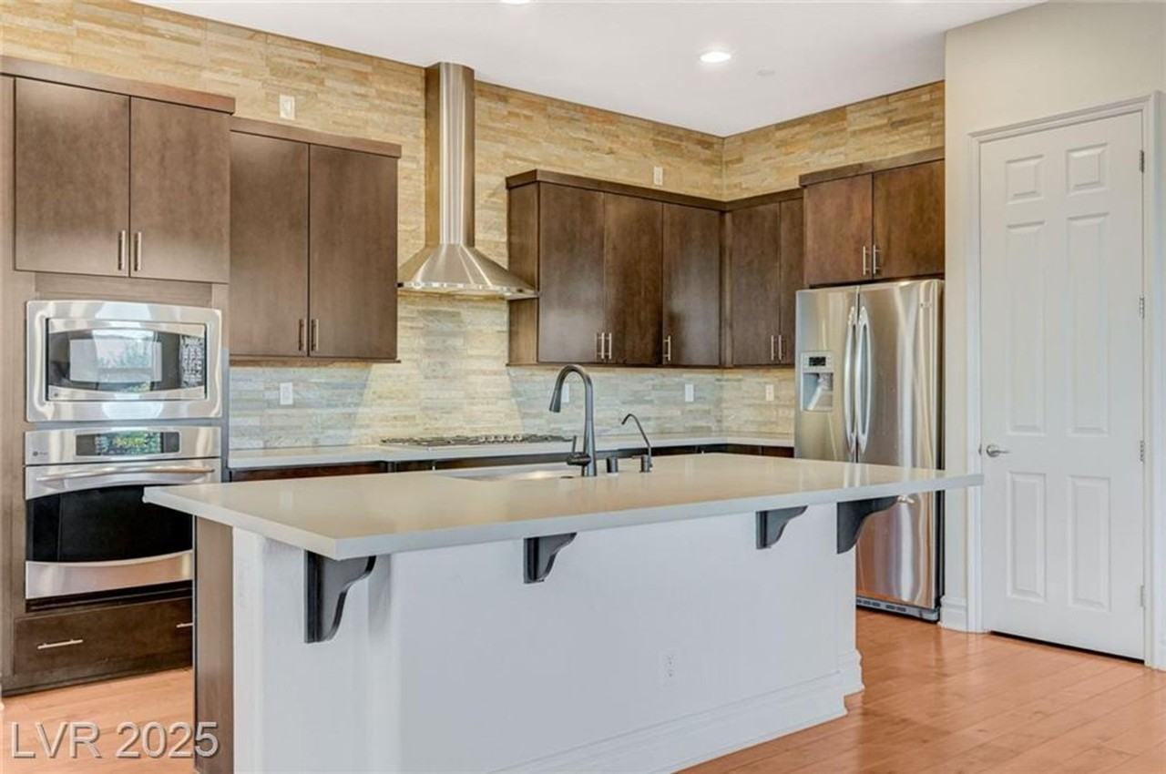 6 Lago Turchino Ct - Photo 7 of 31