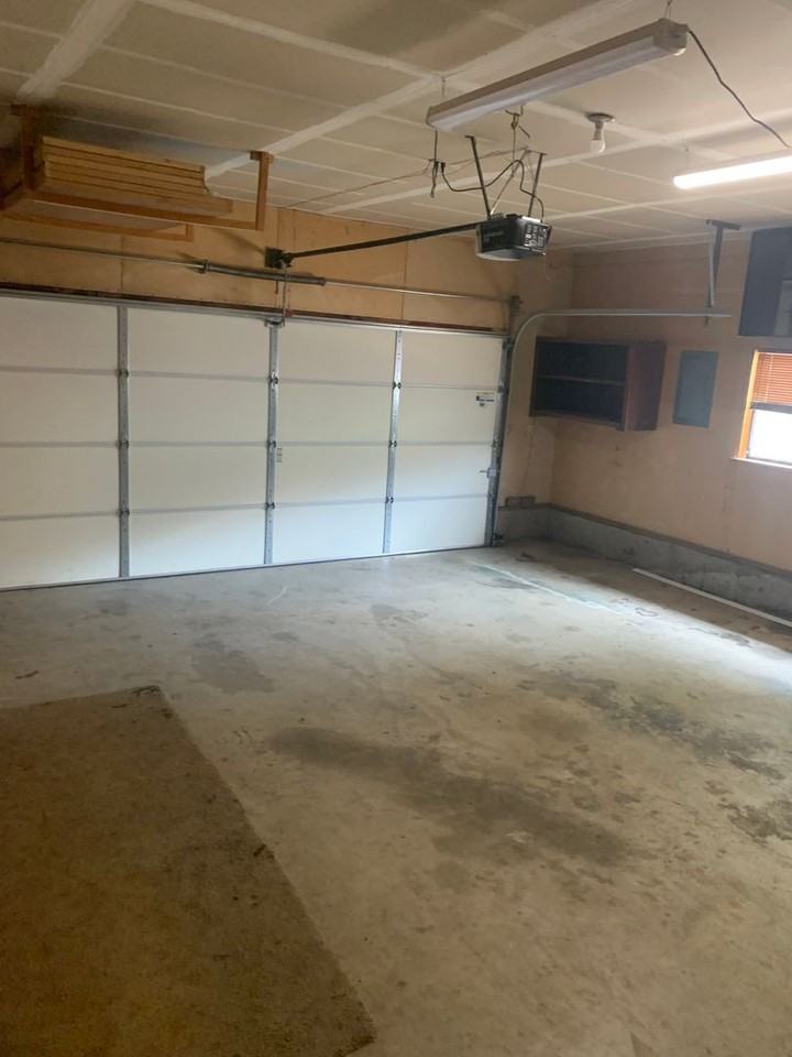 118 Eagle Glen Ct - Photo 2 of 17