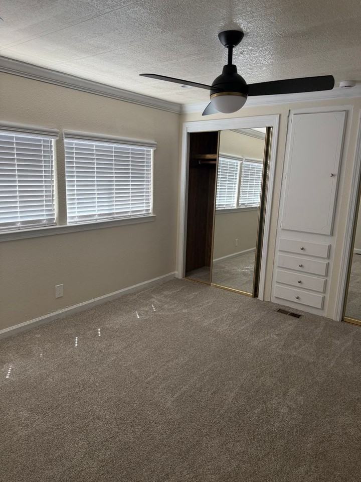 429 Root Rd - Photo 5 of 21