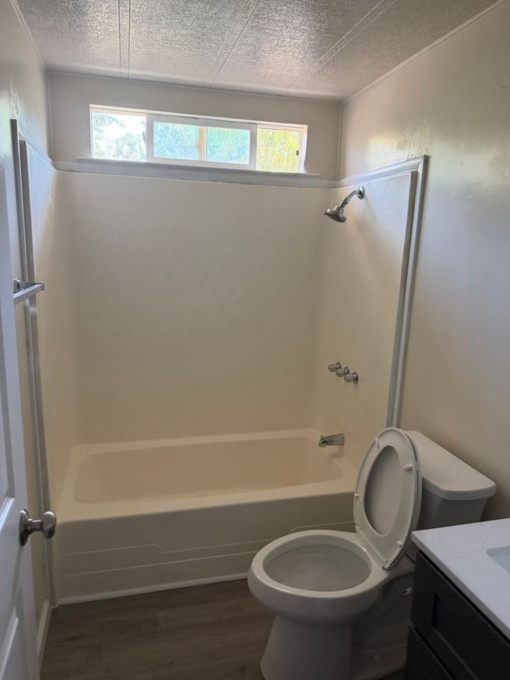 429 Root Rd - Photo 6 of 21