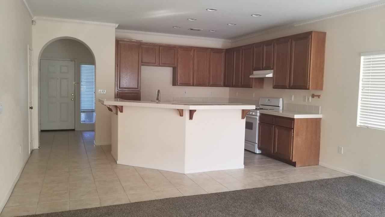 43136 Bellota Ct - Photo 3 of 18