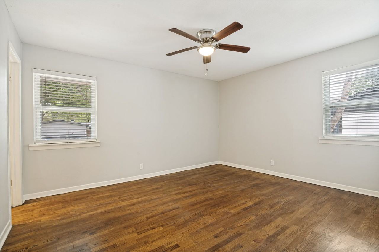 7315 Rutgers Dr - Photo 4 of 12