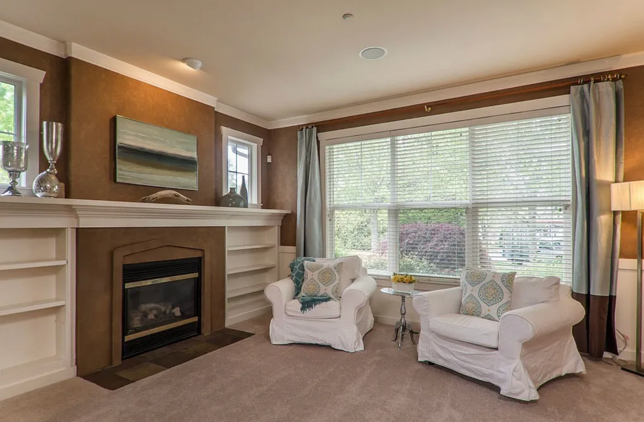 1385 Ne Katsura St - Photo 5 of 22