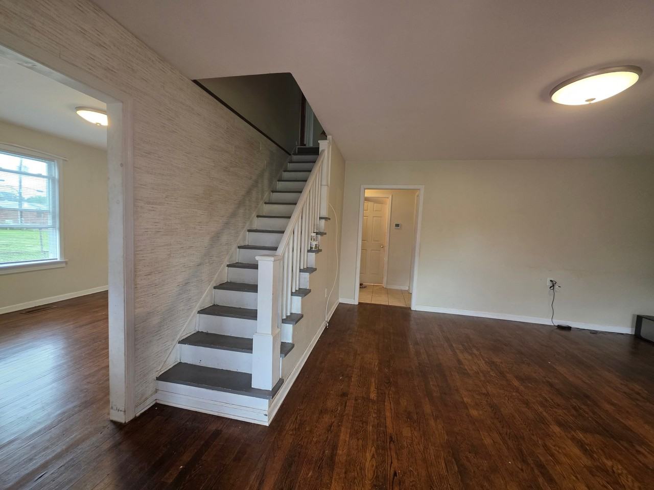 108 Anderson St - Photo 3 of 17