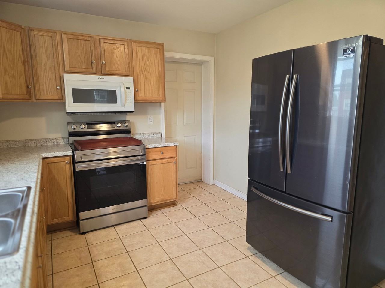 108 Anderson St - Photo 5 of 17