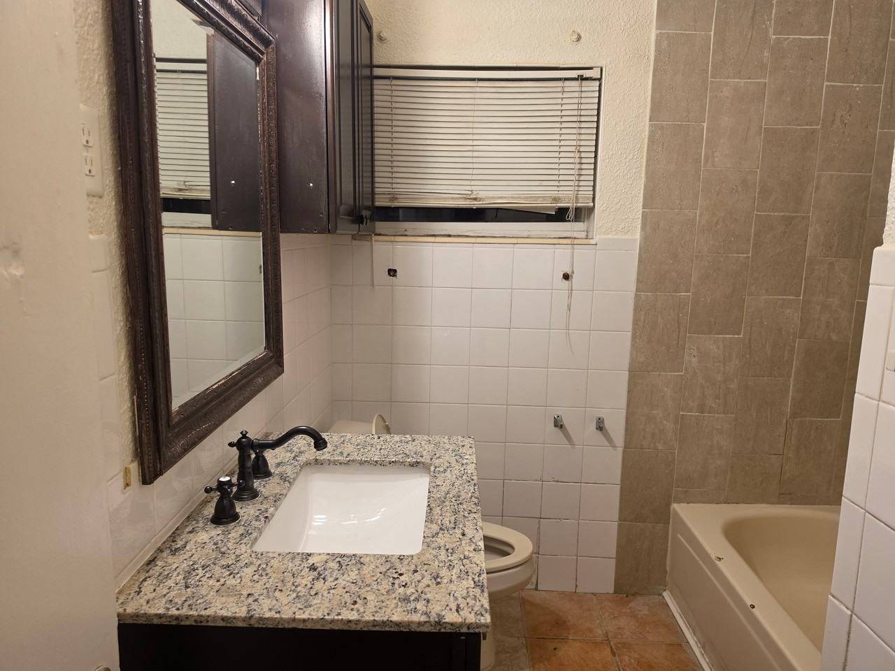 1808 Sammonds Rd - Photo 3 of 7