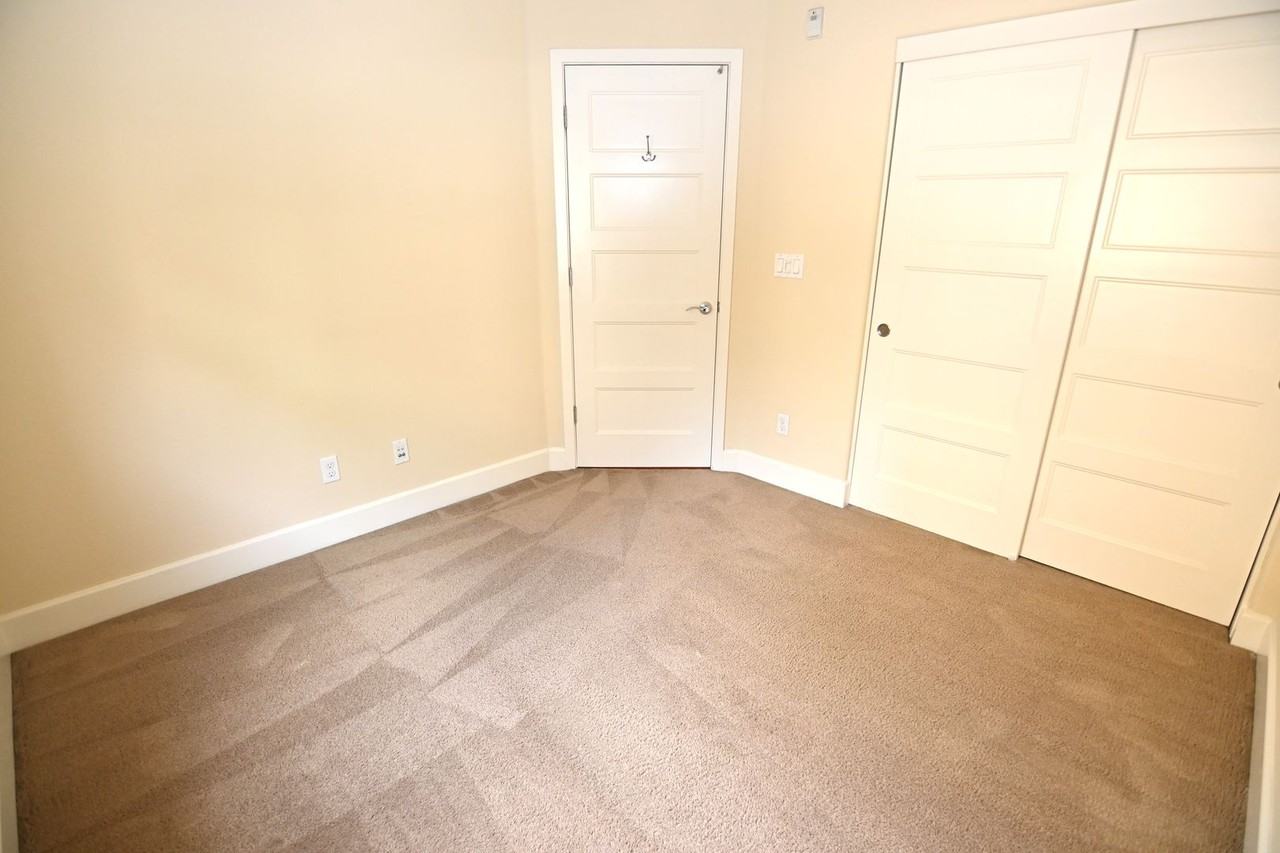 6543 Tralee Village Dr - Photo 7 of 19