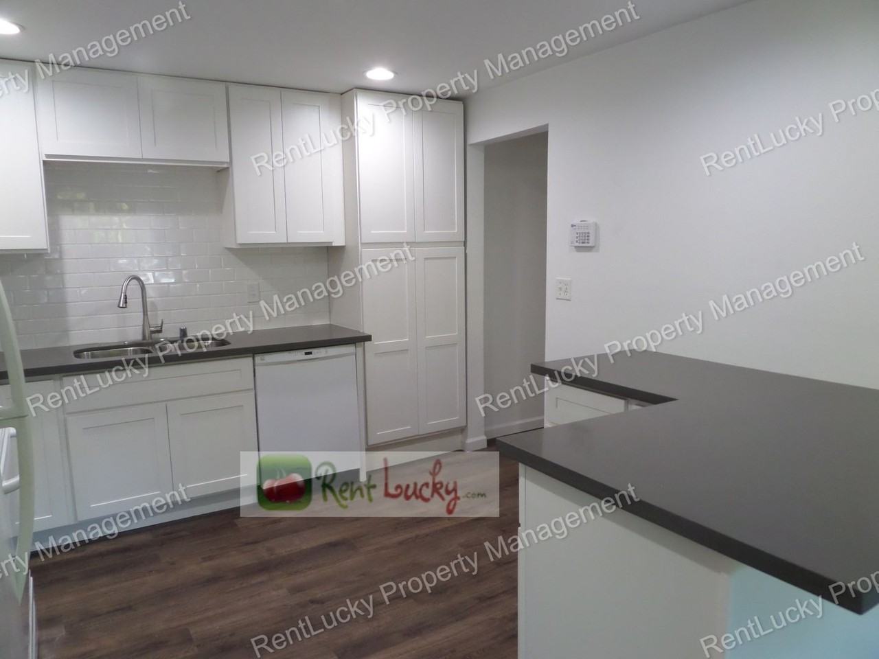 1702 22nd St Ne - Photo 5 of 22