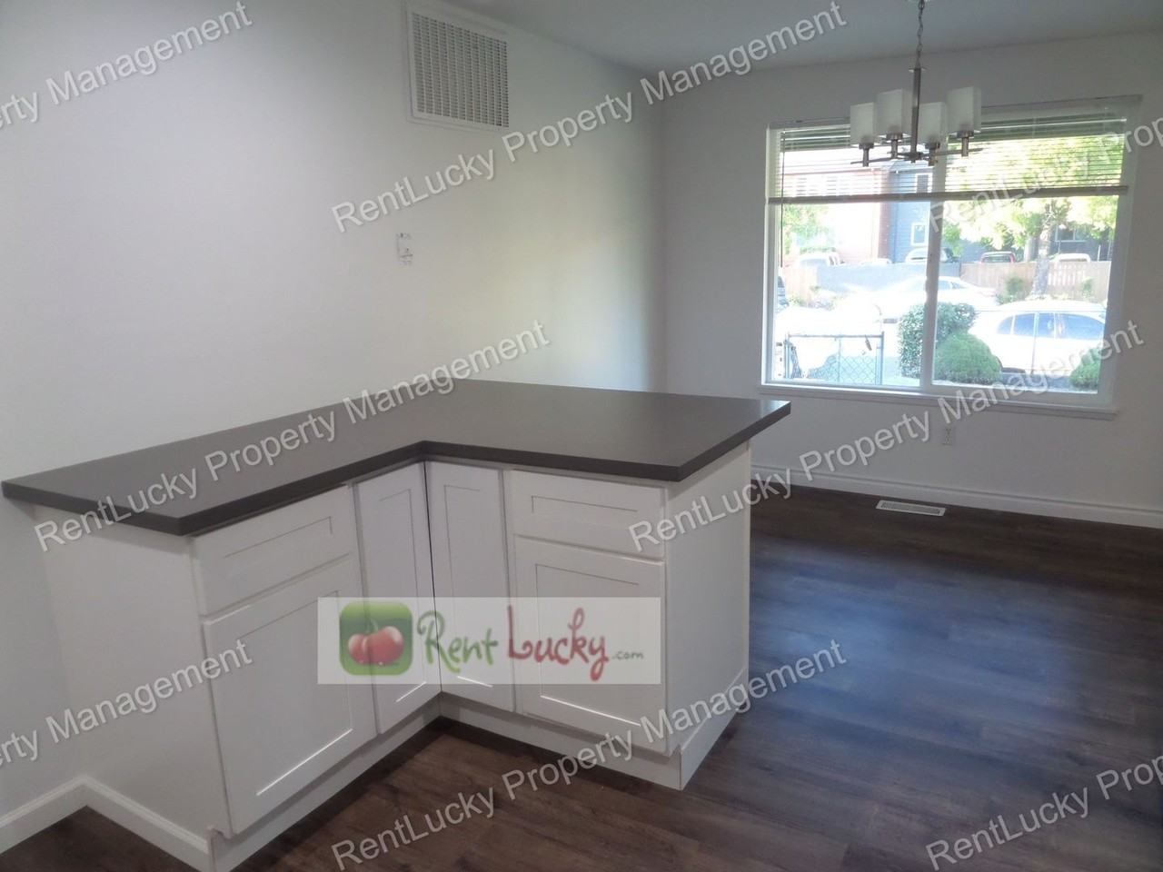 1702 22nd St Ne - Photo 6 of 22