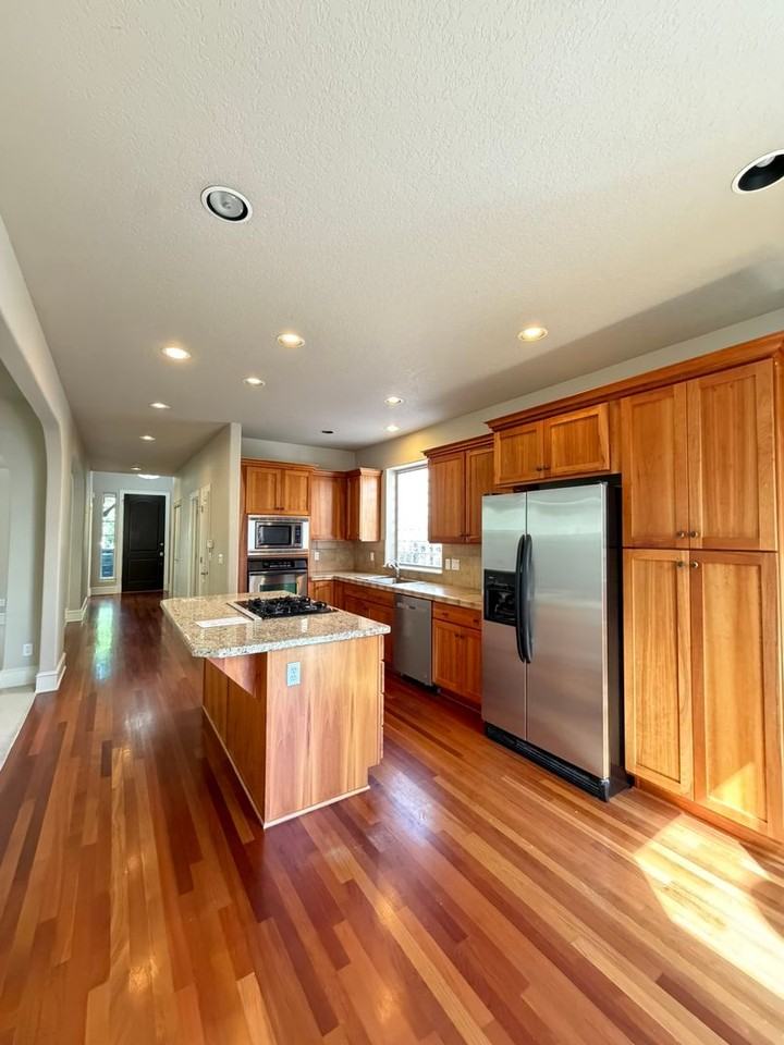 17204 Sw 136th Ave - Photo 6 of 29
