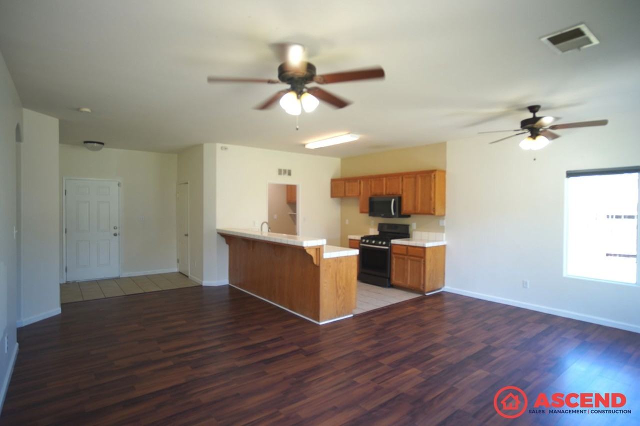9216 Topico Ct - Photo 4 of 19