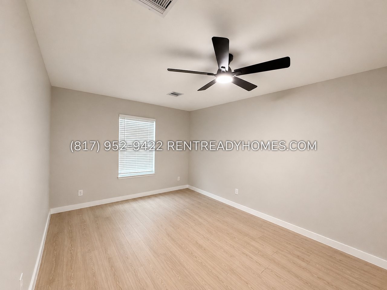 3719 Tristan St - Photo 3 of 9