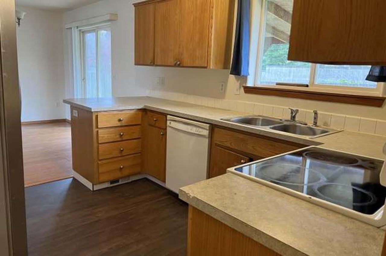 1188 Sw Ivory Loop - Photo 5 of 11