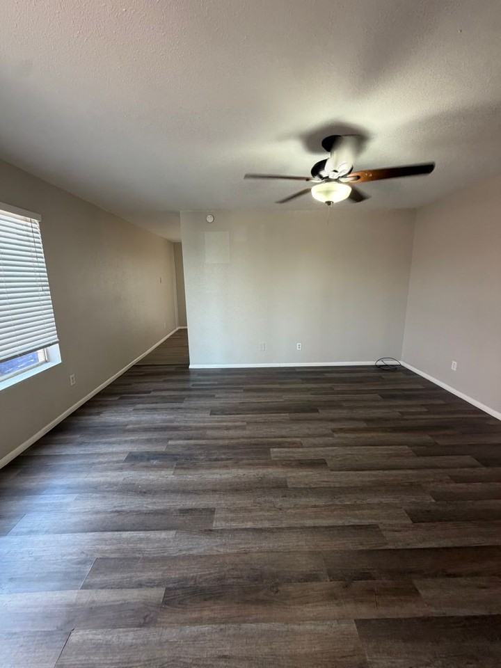 1431 S Lazona Dr - Photo 2 of 15