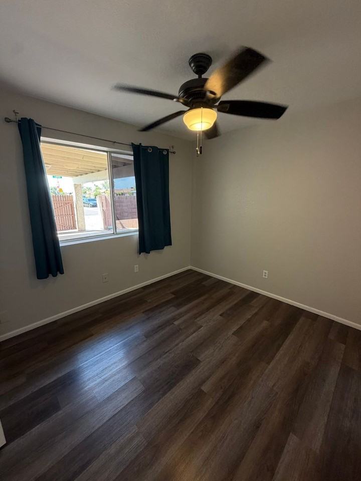 1431 S Lazona Dr - Photo 6 of 15
