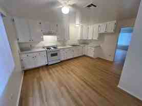 8748 Cedar St - Photo 1 of 1
