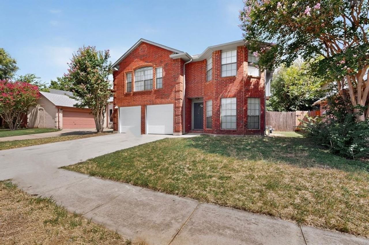 9073 Stillwater Trl - Photo 2 of 40