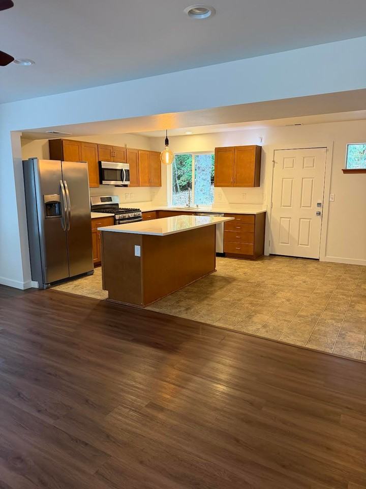 3817 47th St Nw - Photo 4 of 19