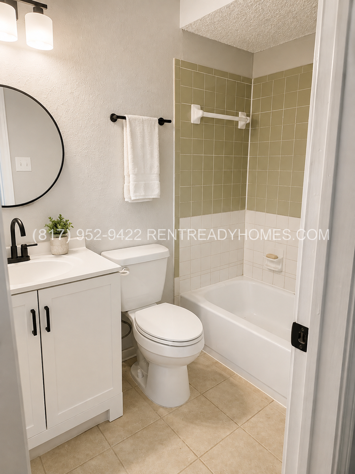 7452 Darien St - Photo 6 of 8